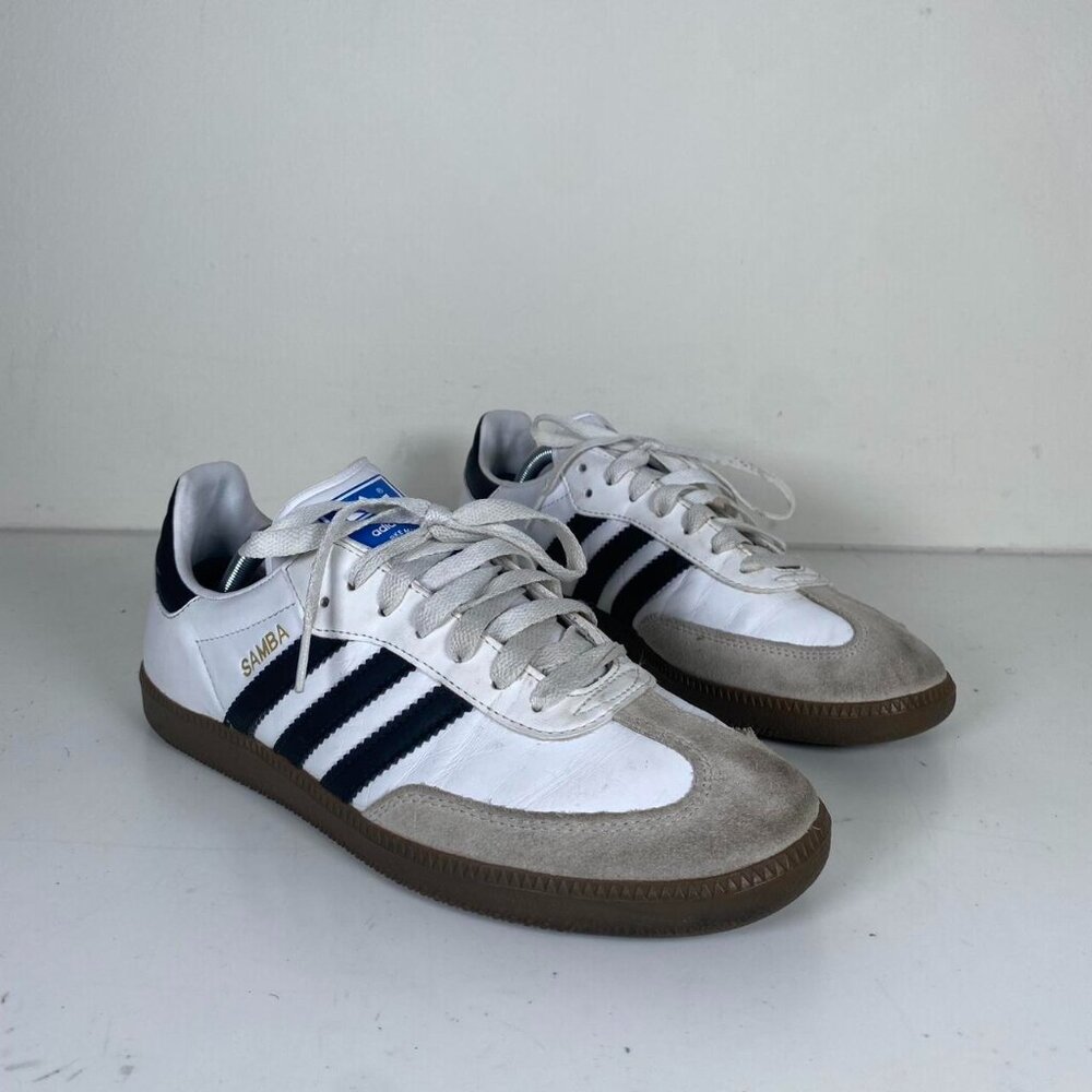 Leather Suede Low Top Streetwear Soccer Sneakers